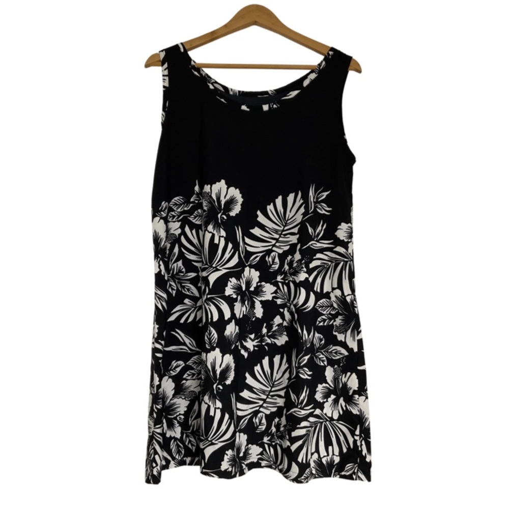 Top/Swim Cover Up - Black & White